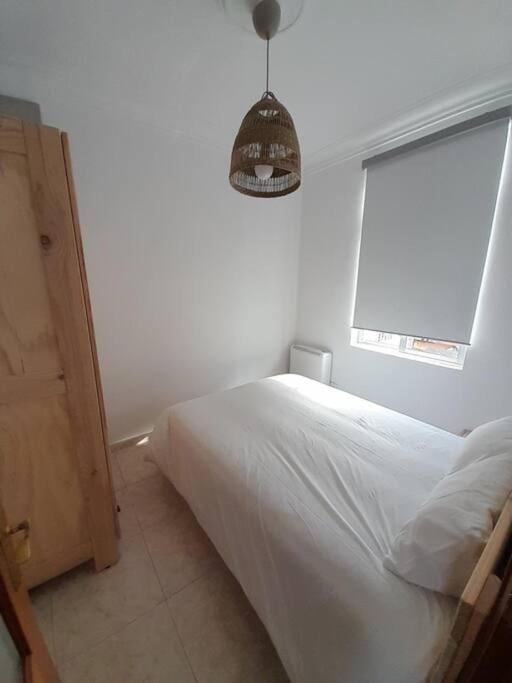 Atico Completamente Equipado Plaza De Espana Apartment Ферол Екстериор снимка